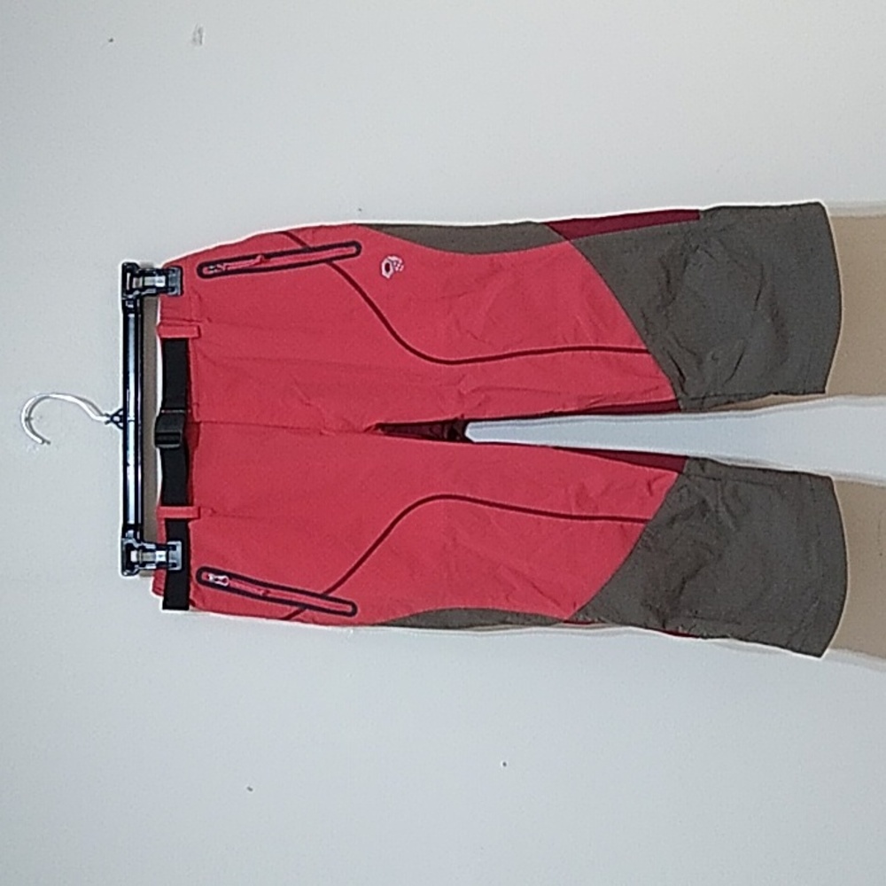 Mountain Hardwear Red and Gray Capris